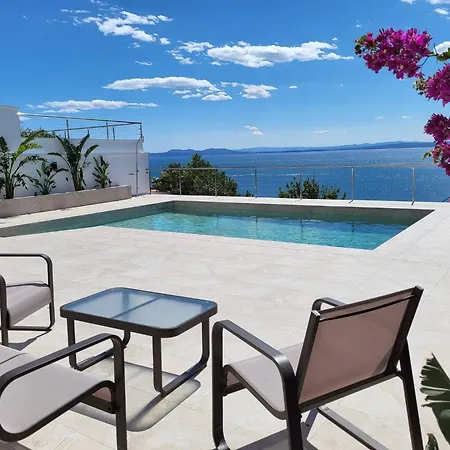 La Perla En Canyelles, Con Vistas Al Mar Holiday home *