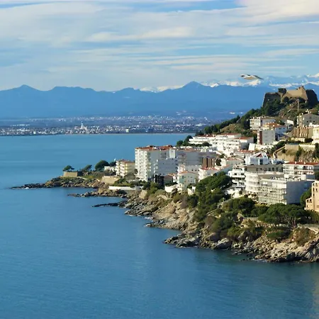 Holiday home La Perla En Canyelles, Con Vistas Al Mar